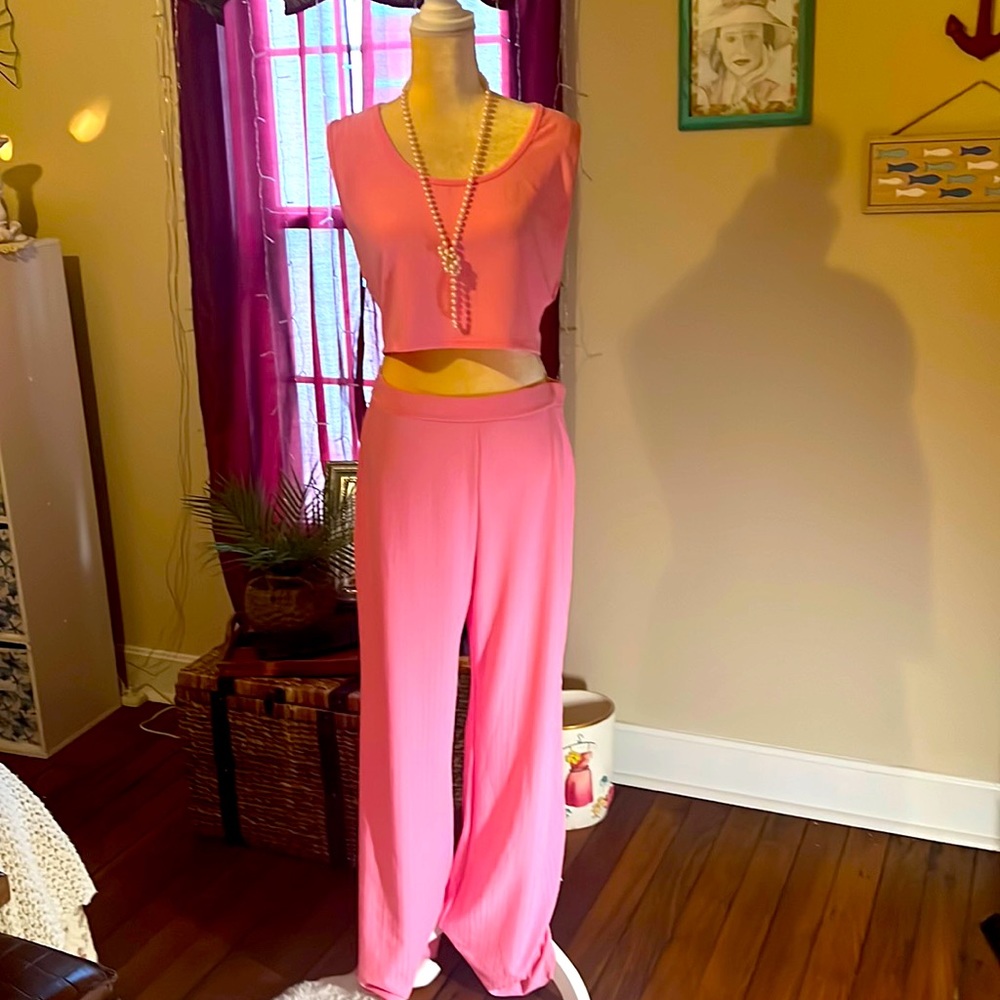 COPY - 2X plus size 3 piece lounge wear.